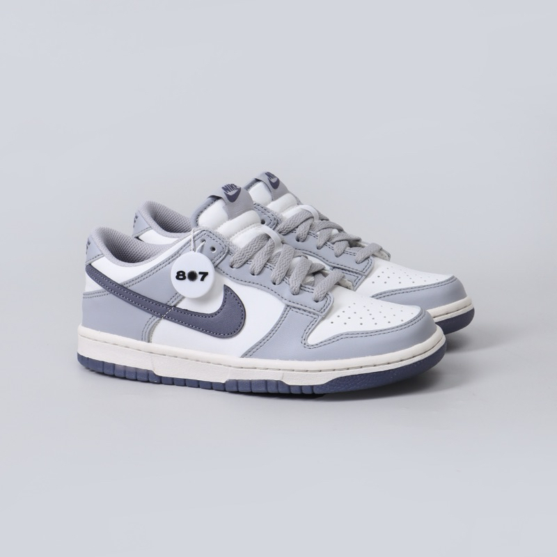 dunk low platinum